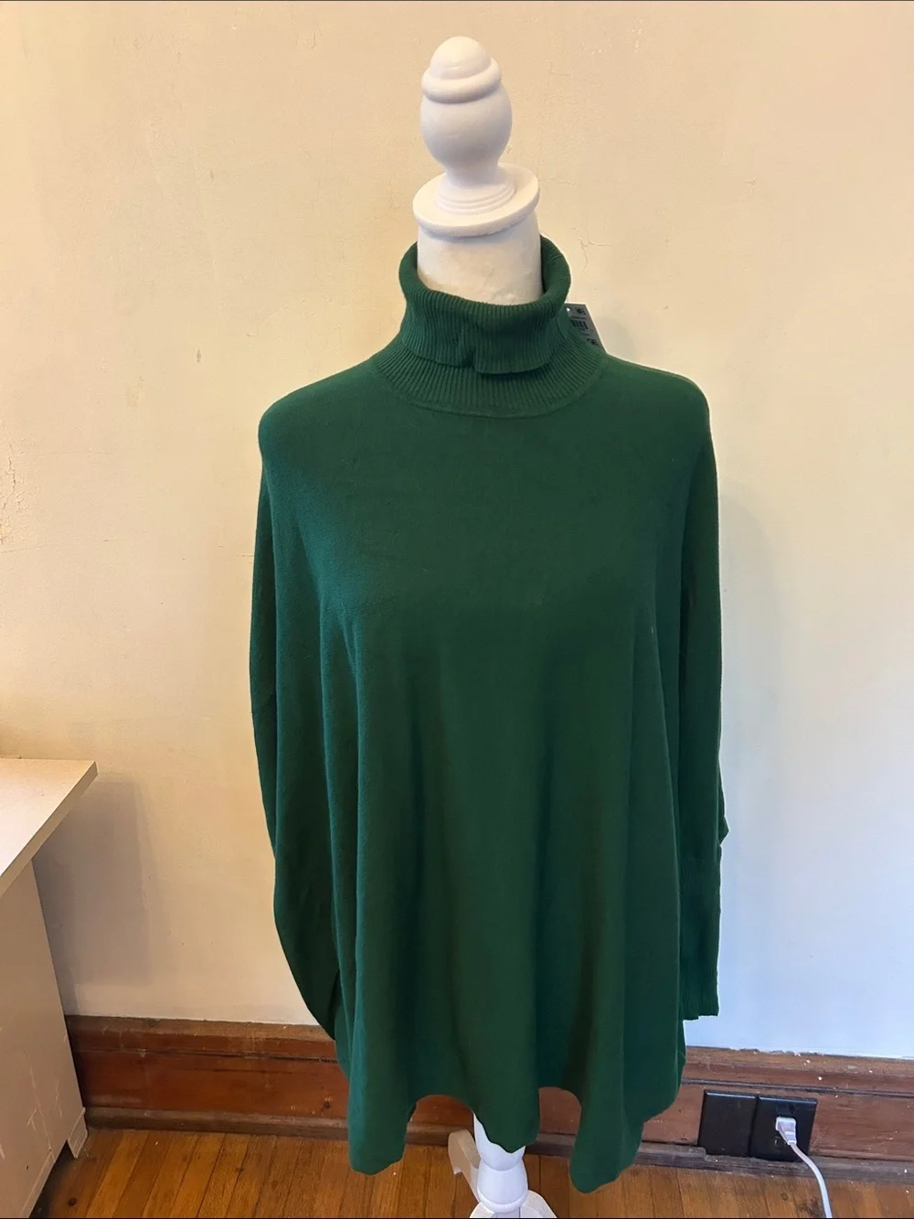 Alfani Women’s Green Turtleneck Sweater Size PL New